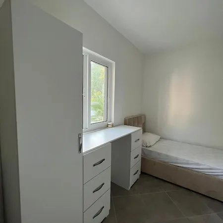 Apartament Mary Velipojë